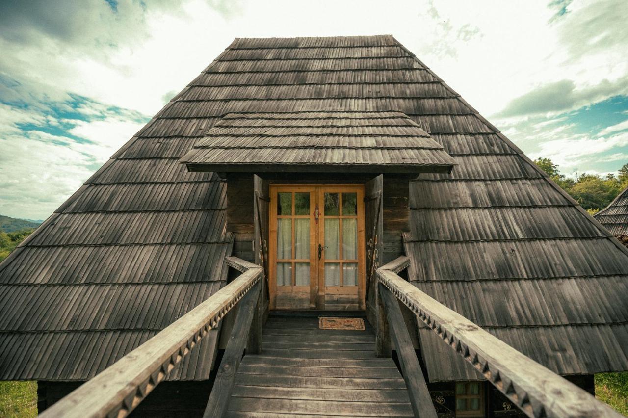 Raven'S Nest - The Hidden Village, Transylvania - Romania Sub Piatra 외부 사진